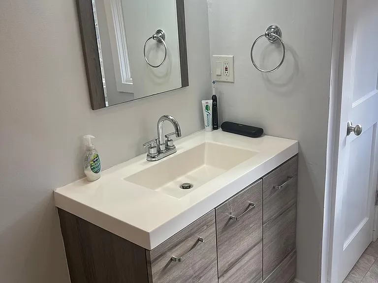 75 Manor Rd — Photo 17
