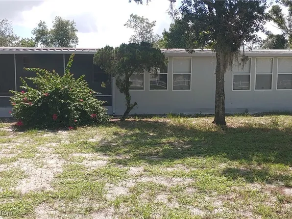 17 Recreation Dr, Venus, FL 33960