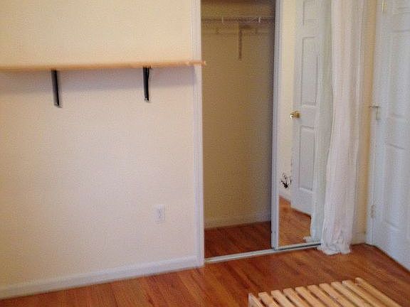 4th image of 46 Belmont Ave