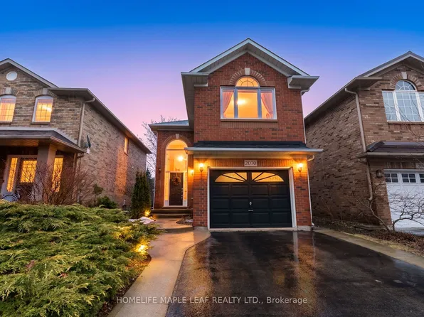 2070 Shady Glen Rd, Oakville, ON L6M 3P1
