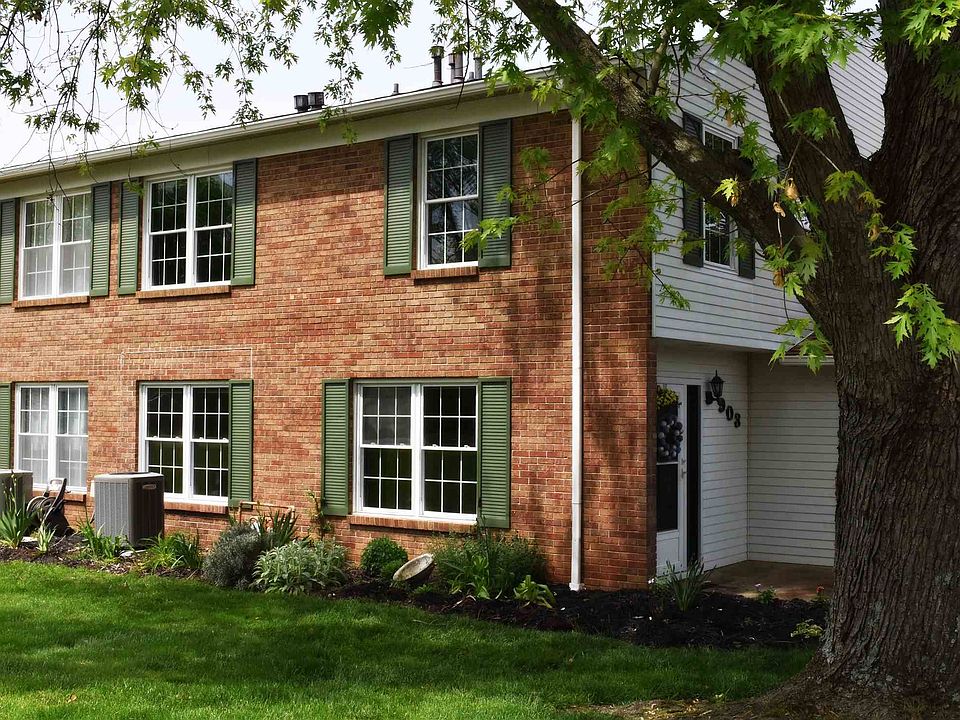 2nd image of 903 E Buckingham Dr
