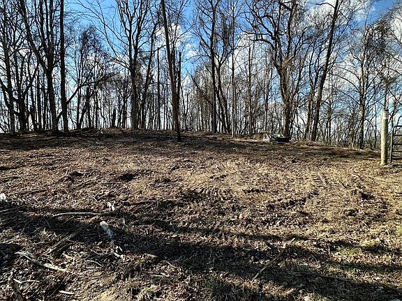 2nd image of 7 Malone Ridge Rd #7