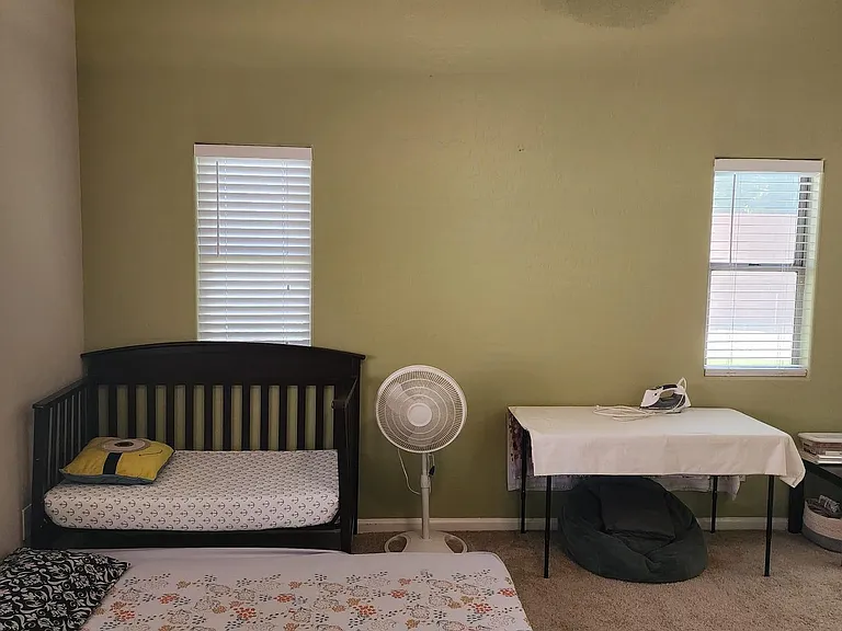 743 W Oxford Ln — Photo 21