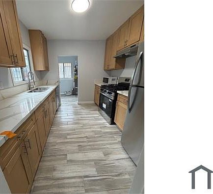 5th image of 6518 Makee Ave