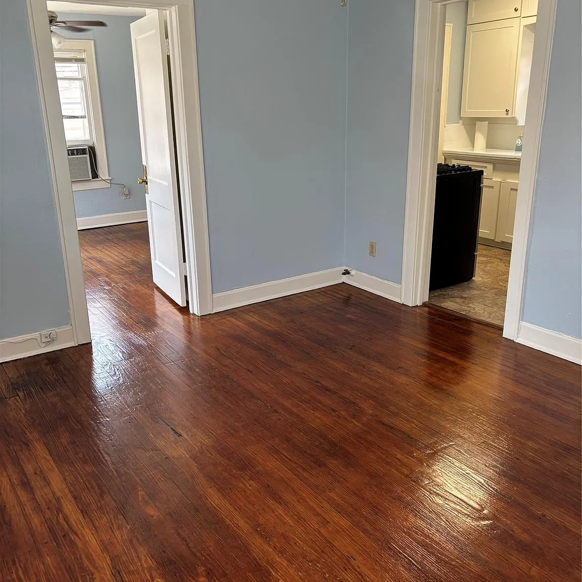1 bed, 1.0 bath, 500 sqft, $1,075 — Photo 3