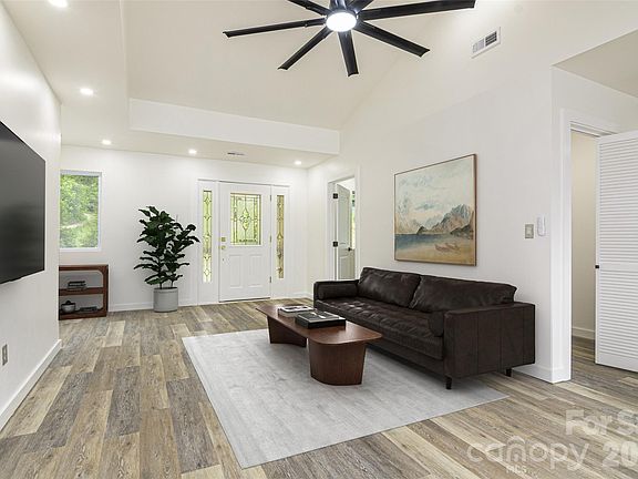 4th image of 286 Berkeley Rd