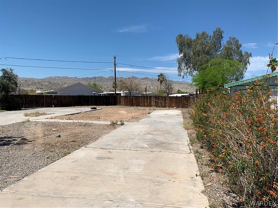1st image of 589 El Monte Cove