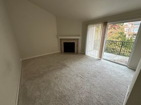 12040 100th Ave NE
