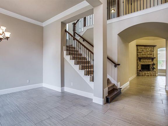 4th image of 17427 Endel Way