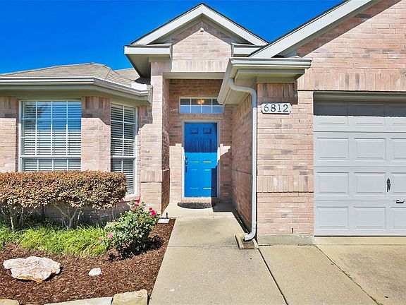 3rd image of 6812 Bear Hollow Ct