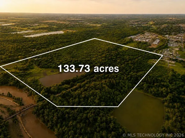 6841 N Mingo Rd E, Owasso, OK 74055