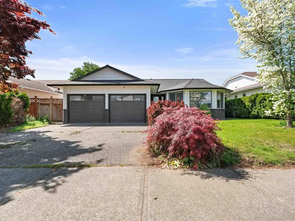 5937 Cambridge St, Chilliwack, BC V2R 2Y4