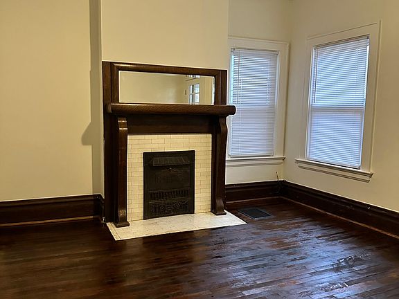 2nd image of 2499 Indianola Ave #2505