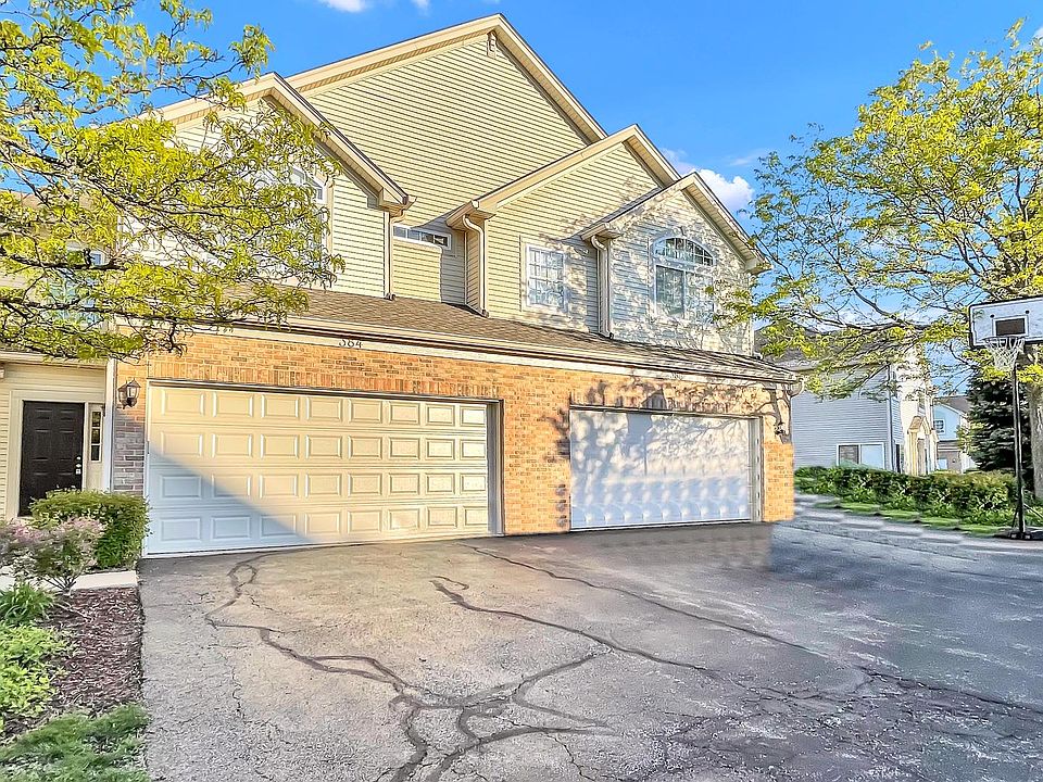 1st image of 384 Jamestown Ct #384