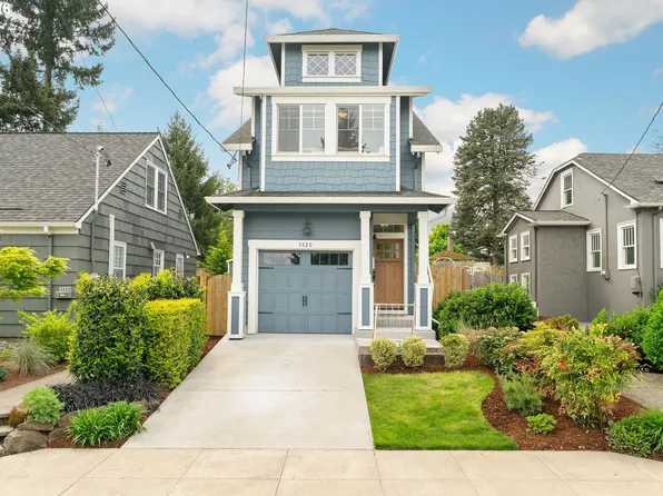 3820 NE Roselawn St, Portland, OR 97211