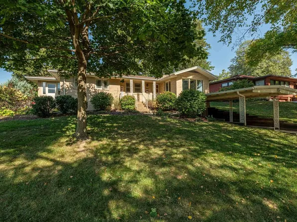 1751 Country Lane, Monroe, WI 53566