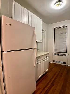 Rented by Bohemia Realty Group | media 4