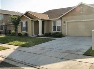 333 Wolfpack Ct, Patterson, CA 95363