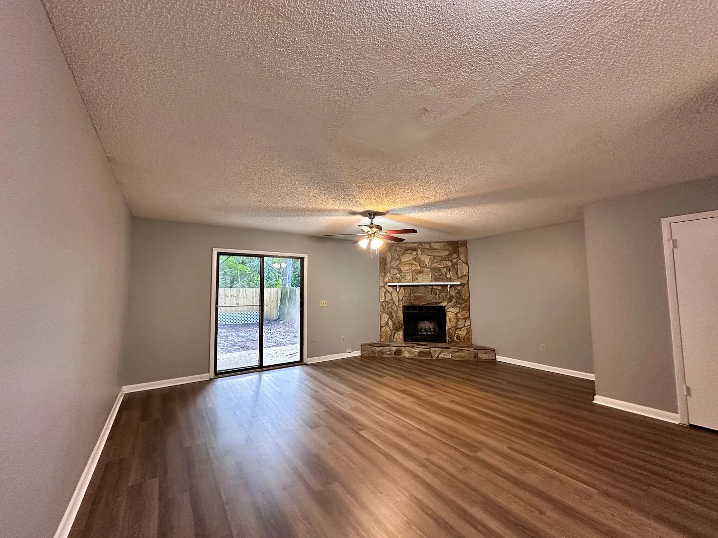 Coming Soon - Two Bedroom Mandarin Townhome — Photo 3