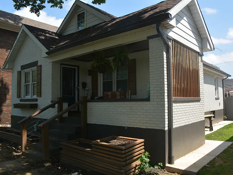 534 Eastern Pkwy — Photo 1