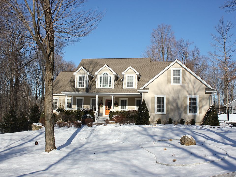 15 Maplecrest Drive