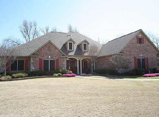 15475 Northlake Dr, Claremore, OK 74017