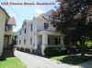 123 S Main St, Rockford, IL 61101