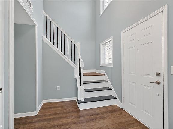 4th image of 5027 Brookstone Way