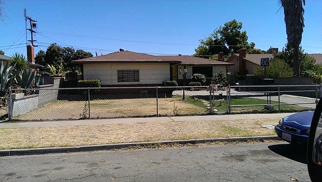 1st image of 2129 W Shields Ave