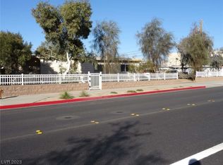 118 W Basic Rd, Henderson, NV 89015