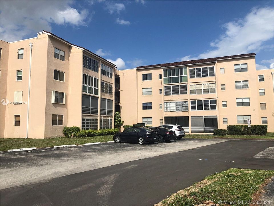 1st image of 2860 Somerset Dr APT 410K