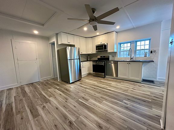 2nd floor kitchen