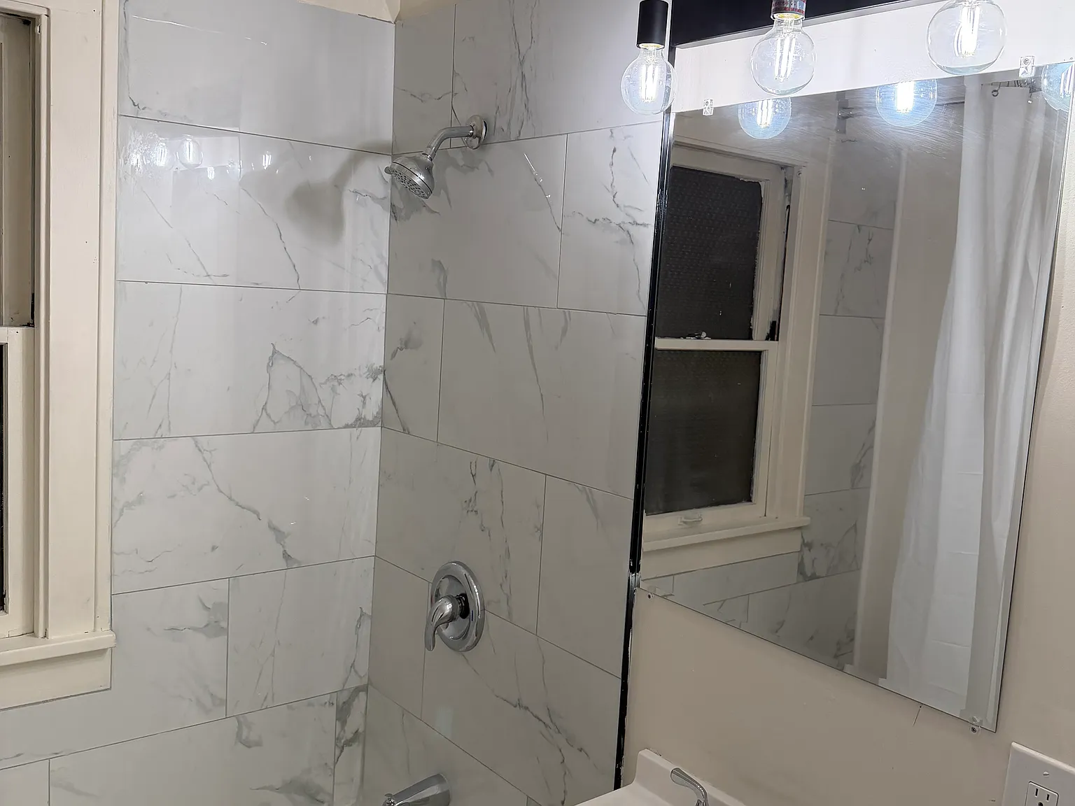2 bed, 1000 sqft, $1,200 — Photo 3