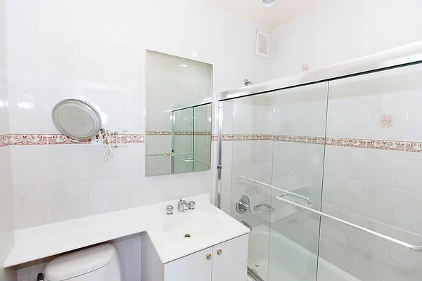 Sold by Re/Max In The City | media 2