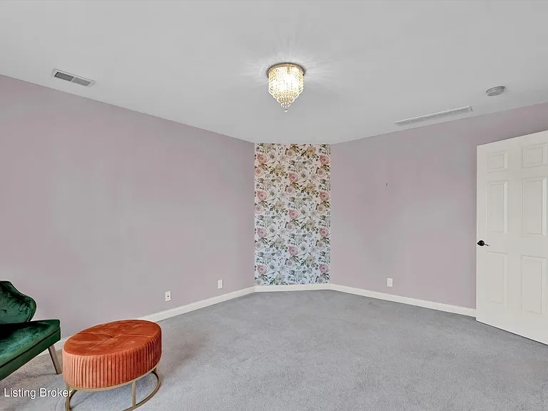 2603 Locust Hill Pl — Photo 37
