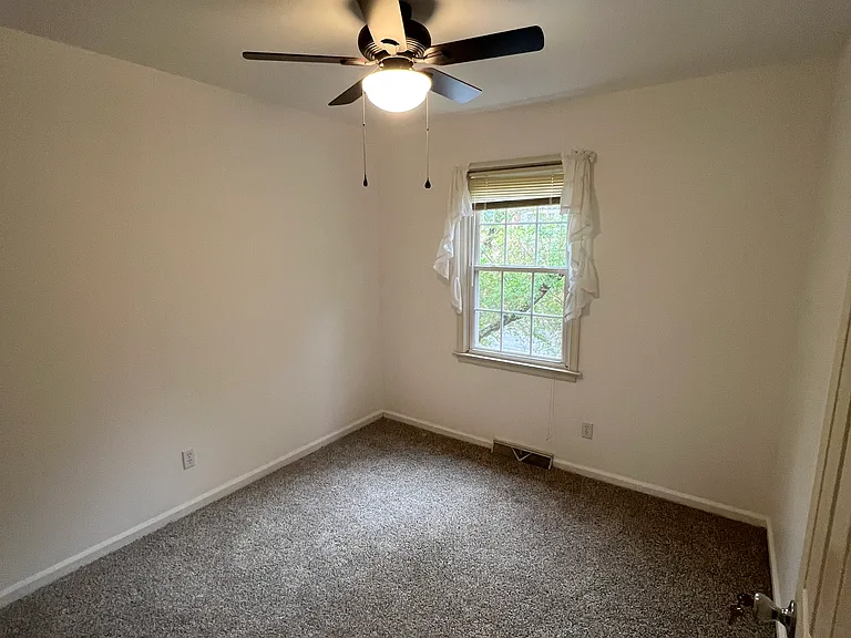 1000 Huntwood Ln — Photo 19