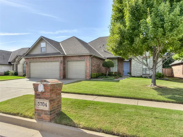 5704 NW 117th St, Oklahoma City, OK 73162