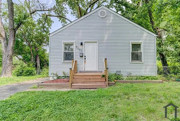 8067 Aline Ave
