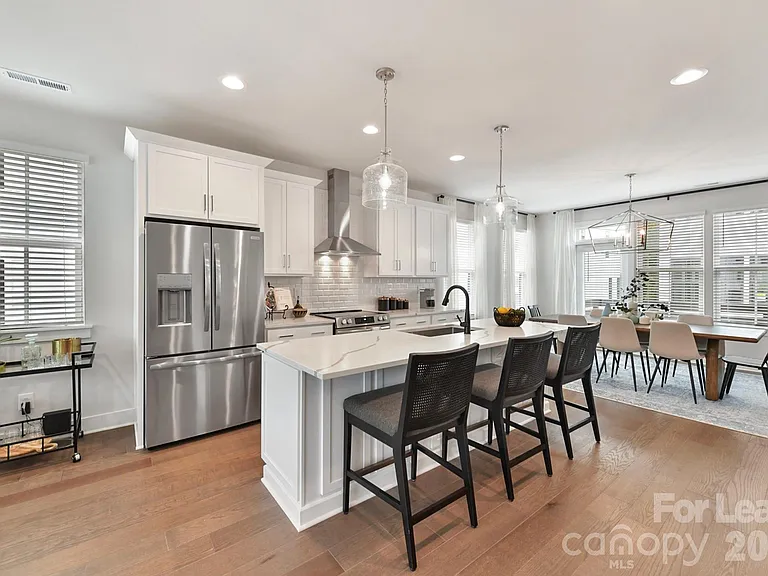 312 S Turner Ave #12 — Photo 3