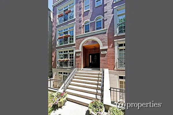 4425 N Racine Ave #1S photo 1