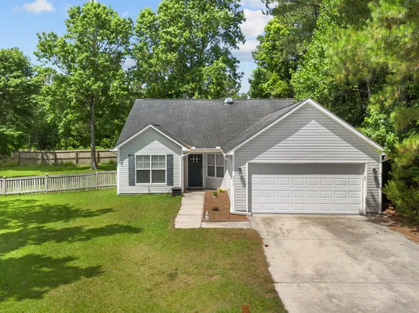 233 Derby Downs Drive, Sneads Ferry, NC 28460