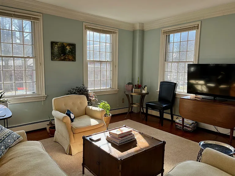 44 N Court St #1 — Photo 11