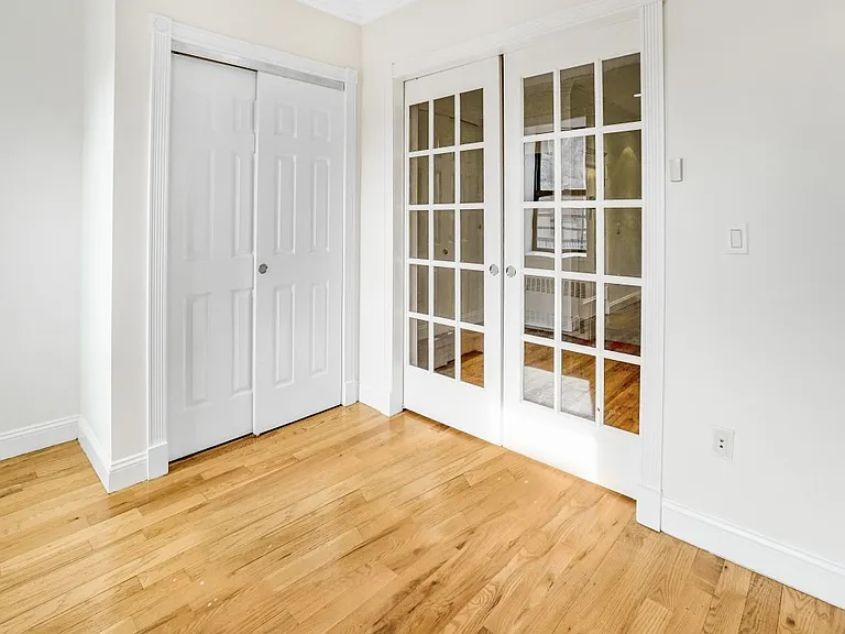 419 E 82nd St #2D — Photo 5