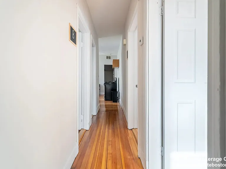 33 Edison Grn #3 — Photo 9