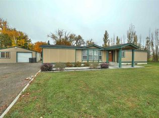 220510 E Bowles Rd, Kennewick, WA 99337