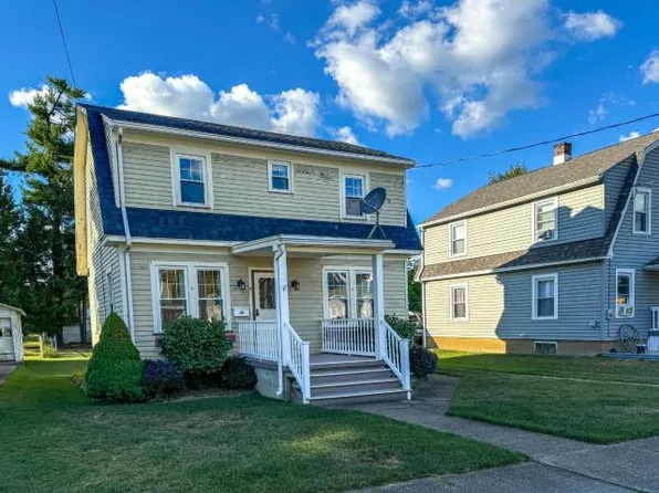 5 Alexander St #10, Warren, PA 16365