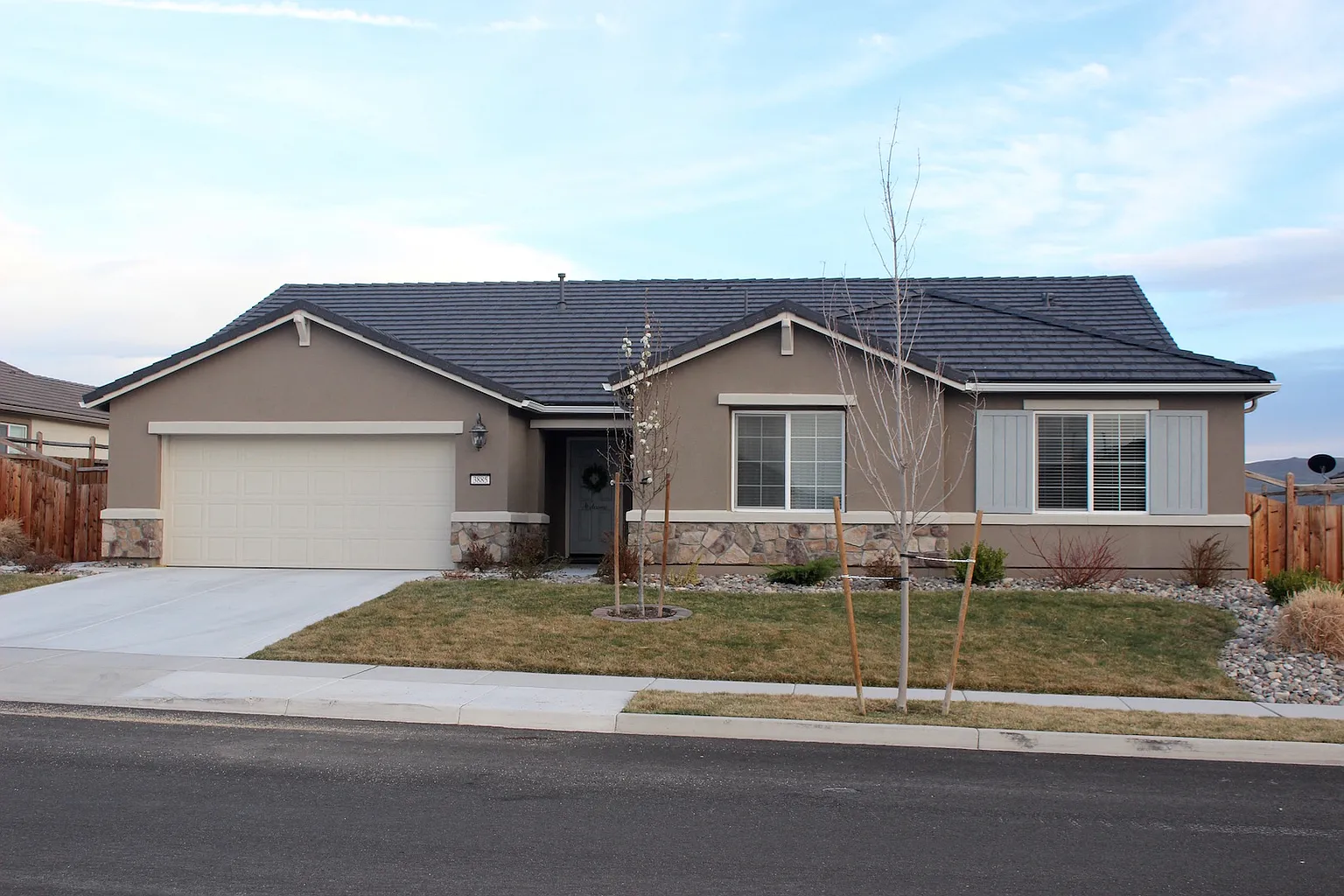 3885 Wisdom Dr photo 1