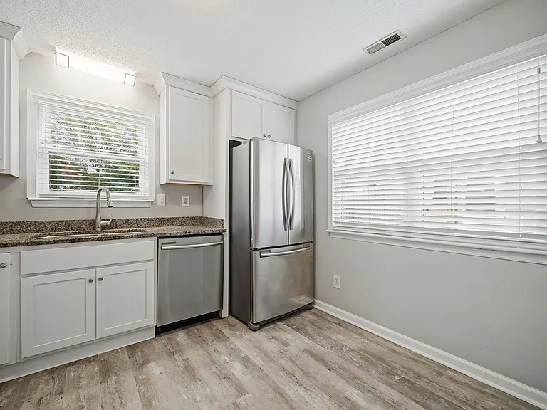 5408 Lord Dunmore Ct — Photo 21