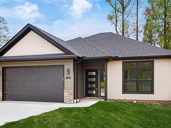 2nd image of 3486 Jamestown Dr