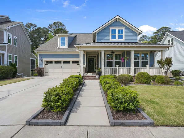 249 Scarlet Tanager Cir, Holly Springs, NC 27540